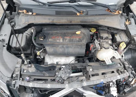 2018 Jeep Compass Latitude 4X4 из США, поврежденный, VIN 3C4NJDBB8JT360467